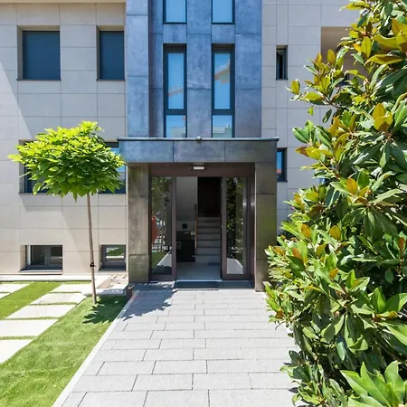 Chris's 2 Спліт